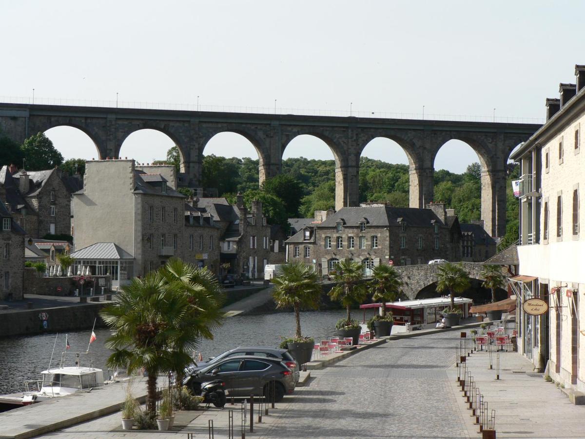 Sejour Confort Au Port De Dinan Exterior photo