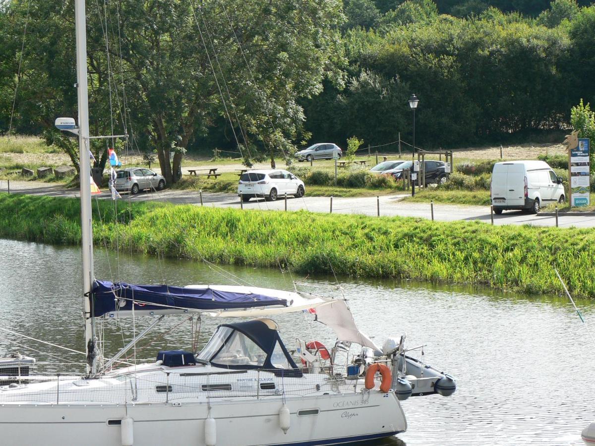 Sejour Confort Au Port De Dinan Exterior photo
